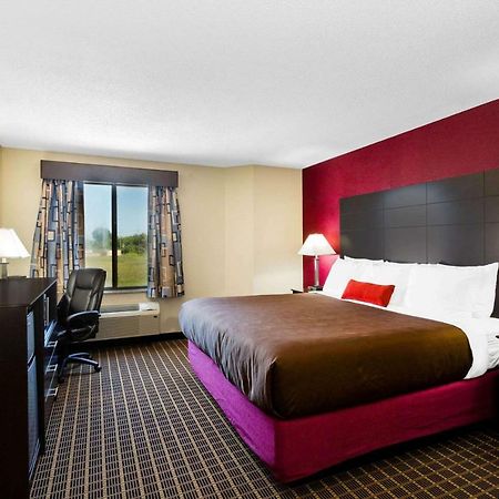 Baymont Inn & Suites By Wyndham Mukwonago Eksteriør bilde