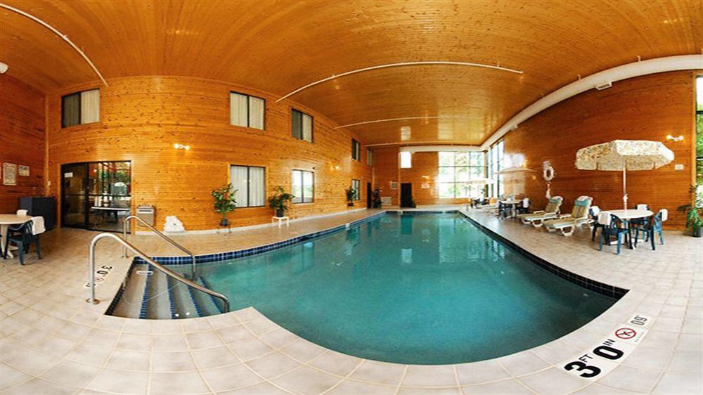 Baymont Inn & Suites By Wyndham Mukwonago Eksteriør bilde