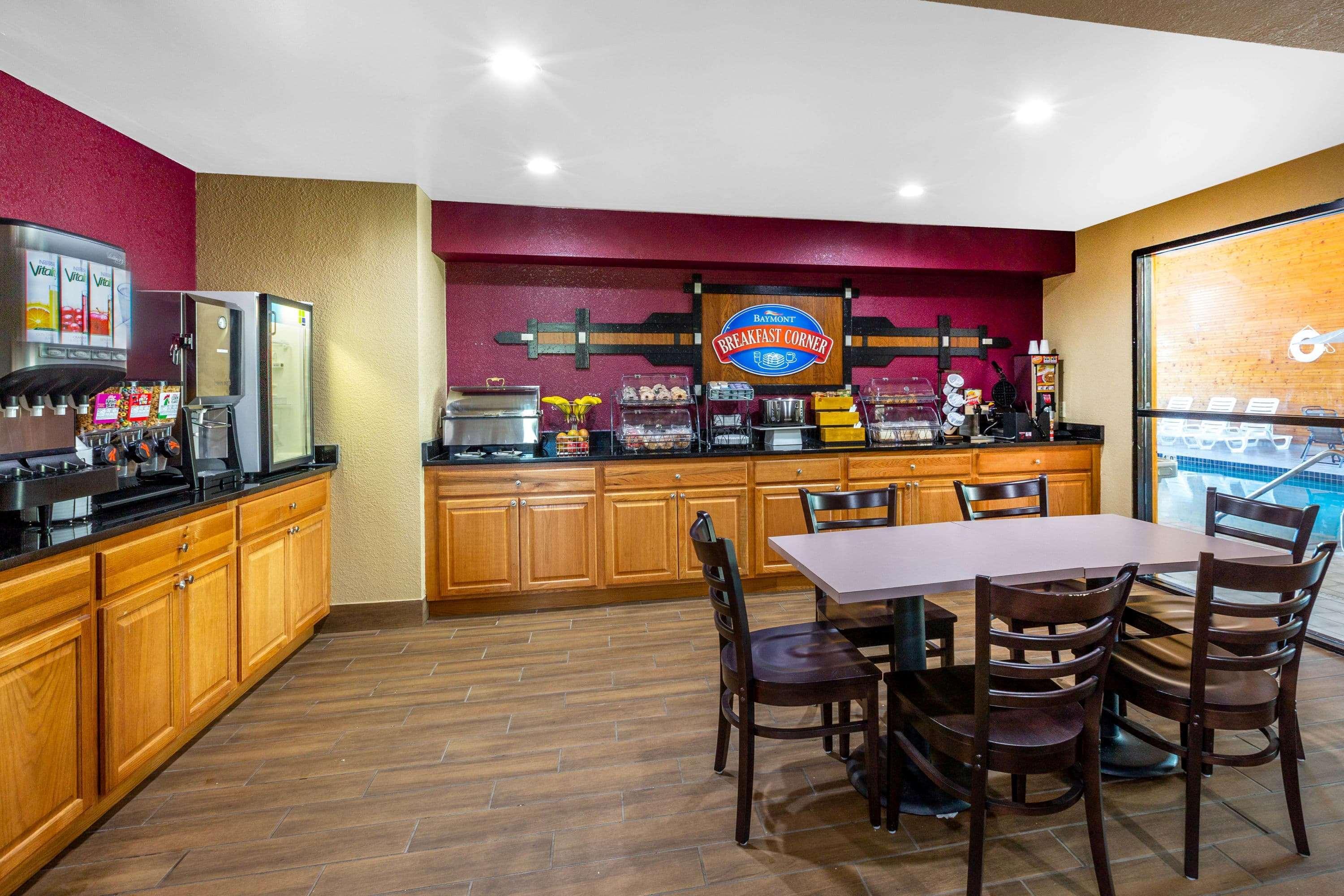 Baymont Inn & Suites By Wyndham Mukwonago Eksteriør bilde