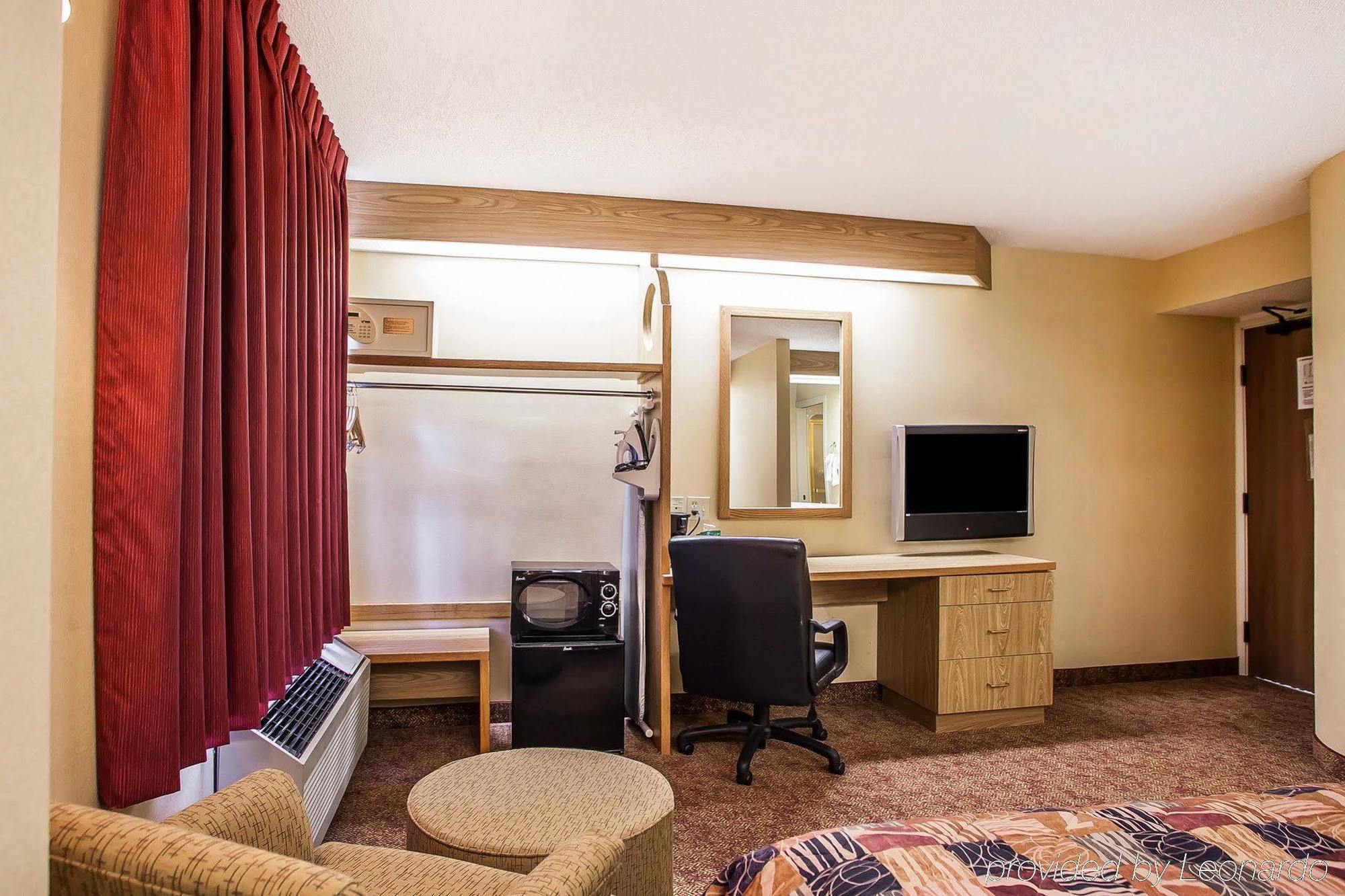 Baymont Inn & Suites By Wyndham Mukwonago Eksteriør bilde