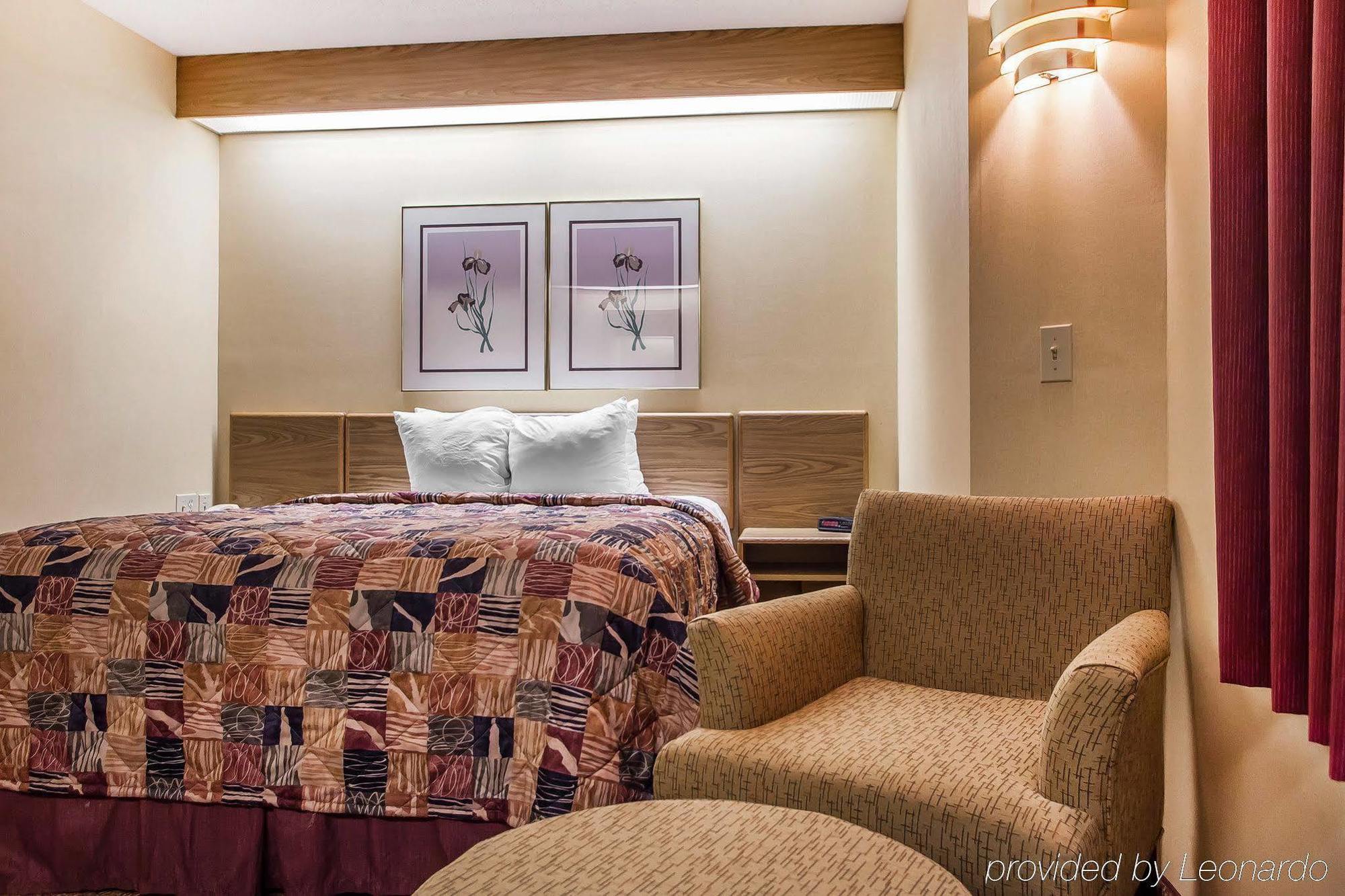 Baymont Inn & Suites By Wyndham Mukwonago Eksteriør bilde