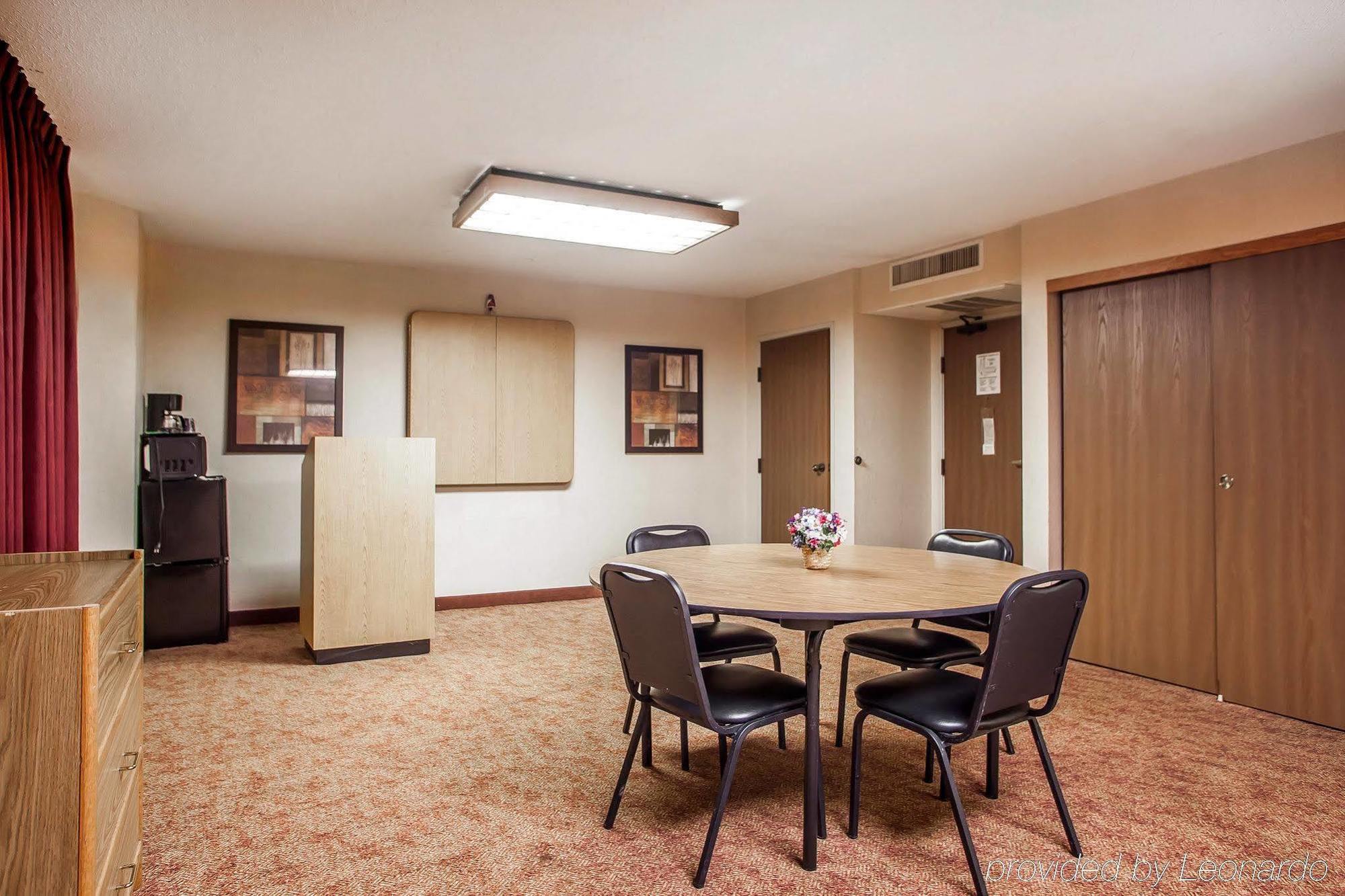Baymont Inn & Suites By Wyndham Mukwonago Eksteriør bilde