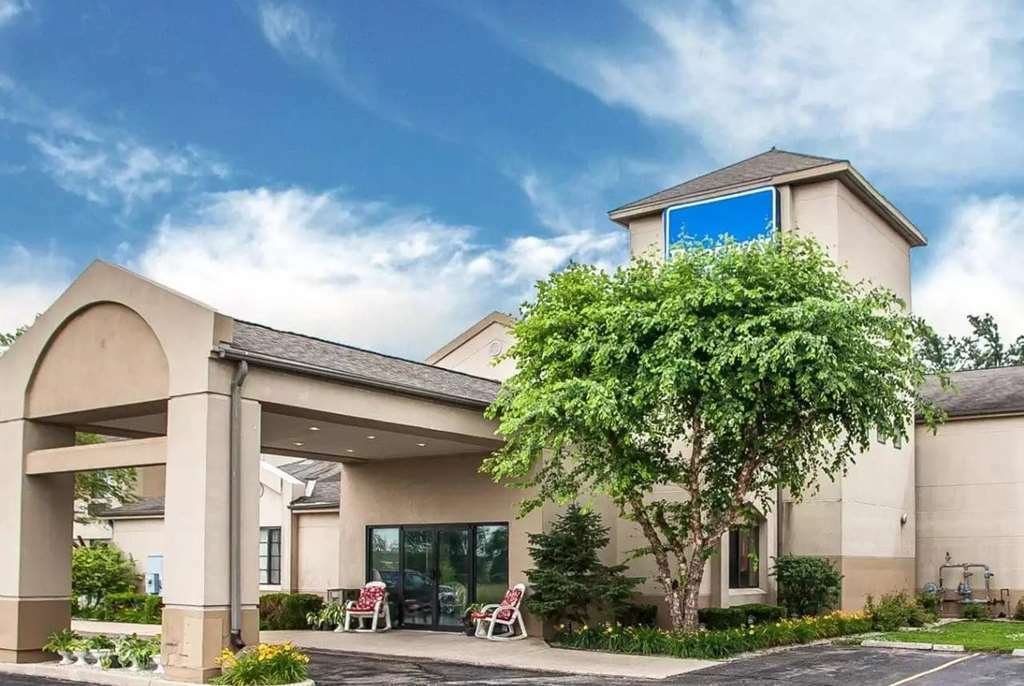 Baymont Inn & Suites By Wyndham Mukwonago Eksteriør bilde